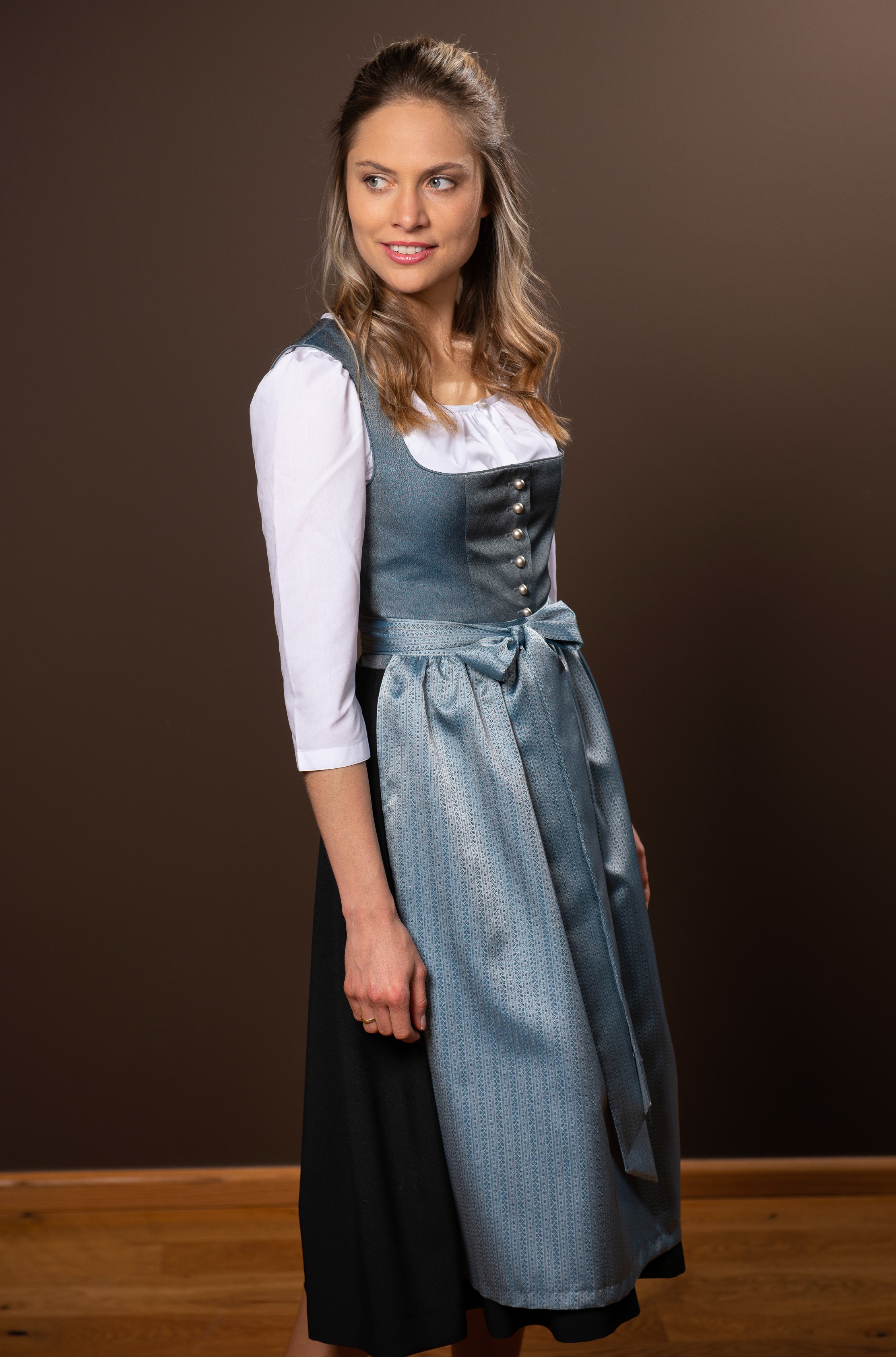 Dirndl Set Helena main image 1